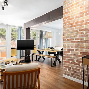 https://victoria-place-amora.1costadelsol.com