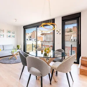 https://wintowinrentals-great-penthouse-newly-built.hotelsinnerja.org