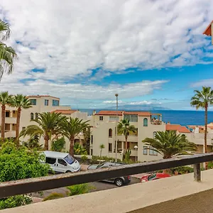 https://amazing-penthouse-free-wifi.tenerifehoteles.net